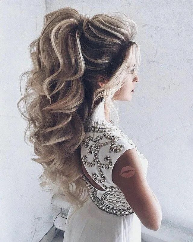 Прически на длинные волосы тренд #длинныеволосы hashtag on Instagram * Photos and Videos Evening hairstyles, Long