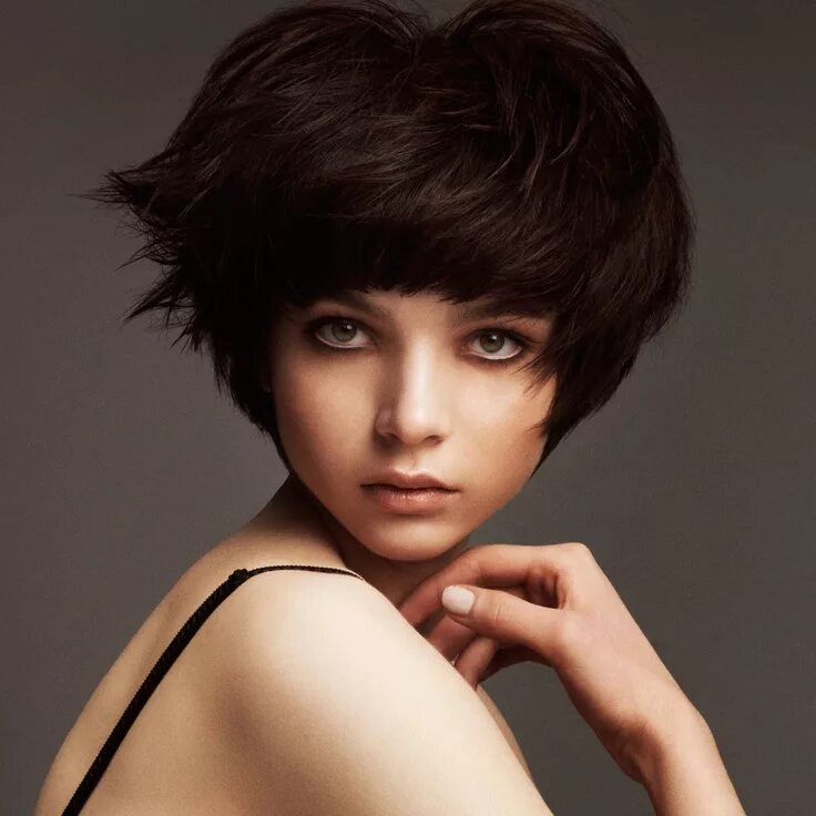 Прически на густые короткие Pixie hairstyle Short hairstyles for thick hair, Bob hairstyles for thick, Cute 