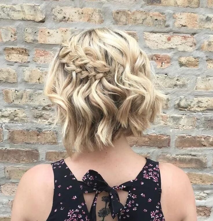 Louise Roe on Twitter Braids for short hair, Short wedding hair, Short hair updo