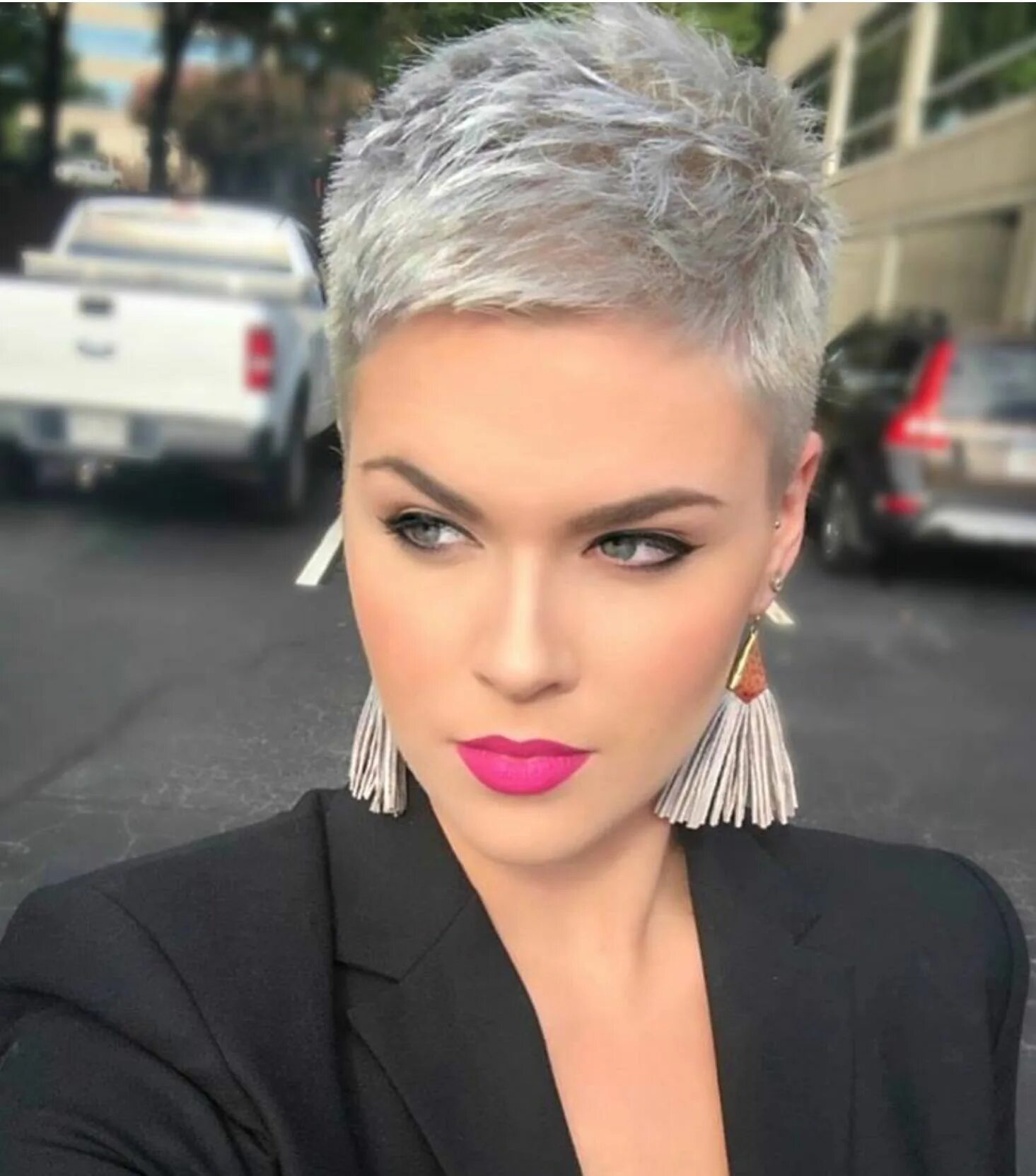 Прически на короткие волосы мод Pin by Natalie KnitsByNat on Hair love in 2023 Really short hair, Short hair sty