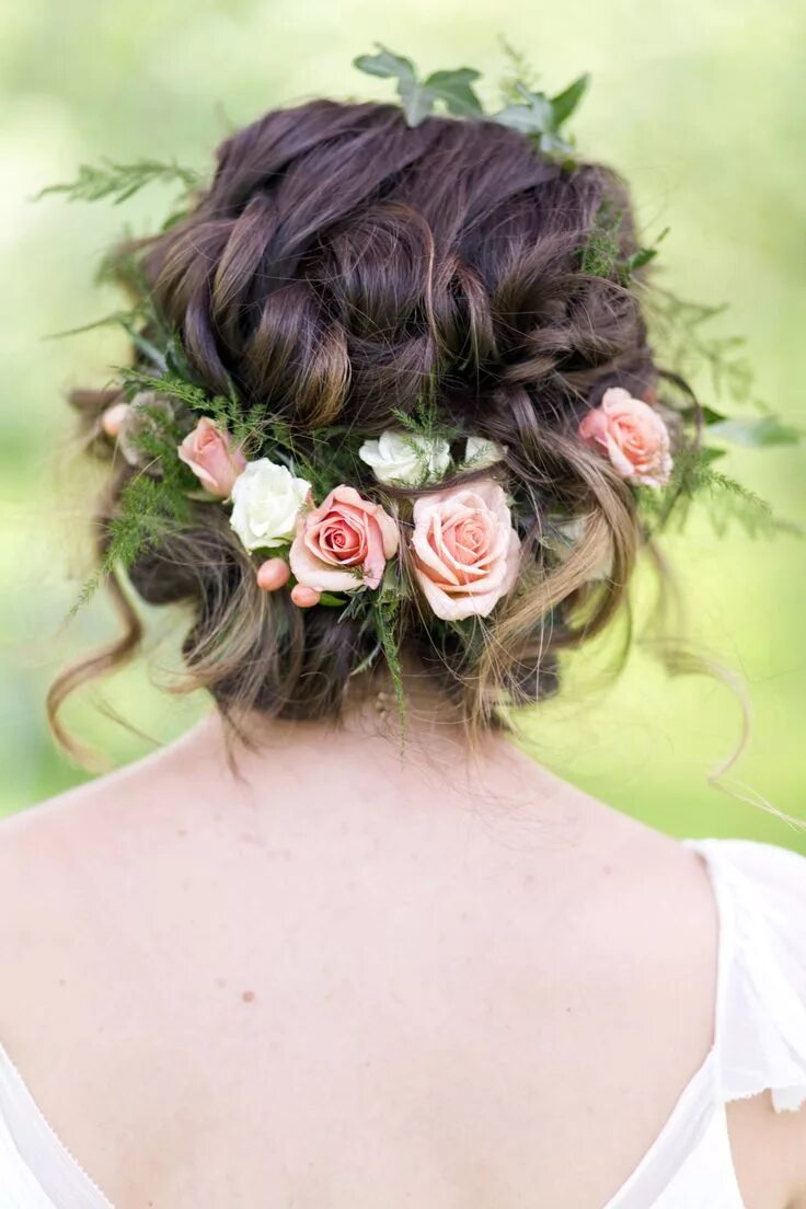 Прически на короткие волосы с цветами Flower Crown with peach spray roses Flower crown hairstyle, Crown hairstyles, Tr