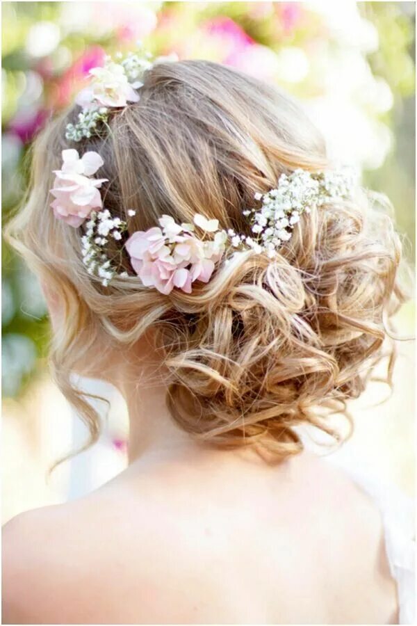 Прически на короткие волосы с цветами 8 Wedding Hairstyle Ideas for Medium Hair - PoP Haircuts