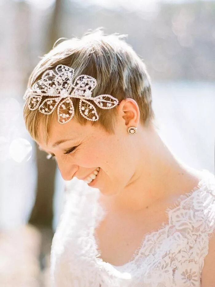 Прически на короткие волосы с украшениями Wedding hairstyles for short hair: 50 best photos #hairstyles #photos #short #we