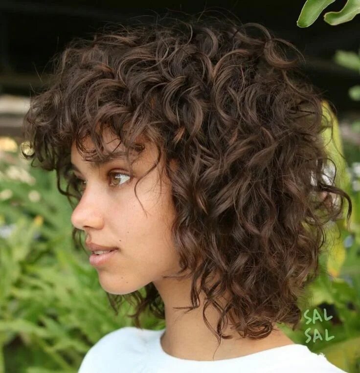 Прически на кудрявые волосы 2024 60 Styles and Cuts for Naturally Curly Hair in 2024 Frisuren, Frisuren für locki