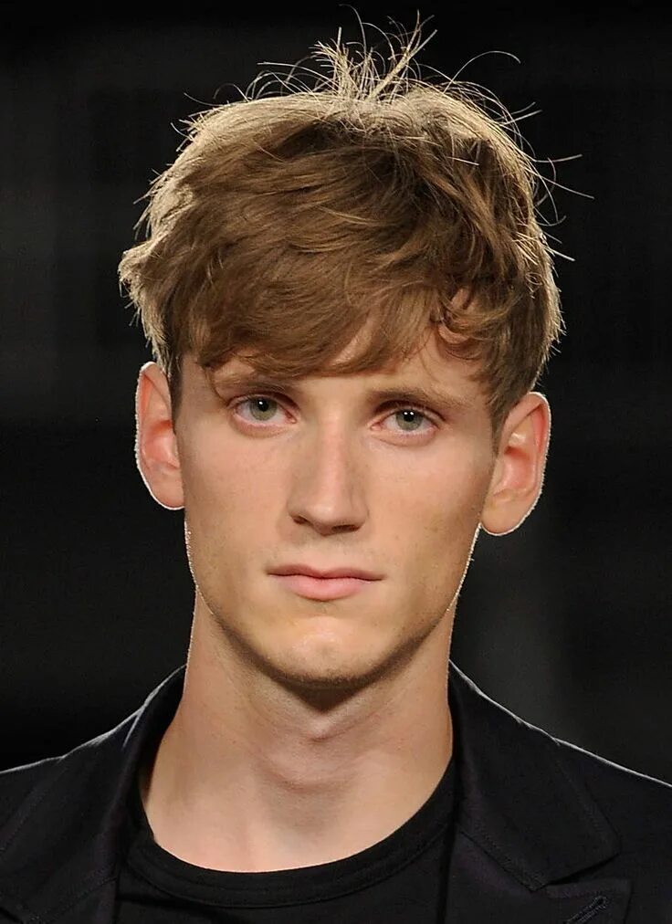 Прически на лоб мужские 15 Deliberately Messy Hairstyles We Love on Men Korte kapsels, Kapsels, Kapsel k