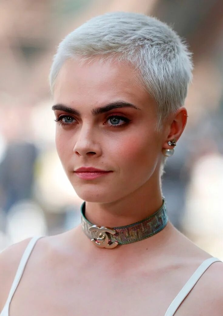 Прически на очень короткие волосы для девушек Kurzhaarfrisuren 2018: Buzz Cut und Pixie sind Trend Extrem kurze haare frauen, 