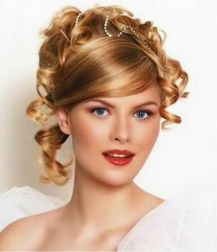 Прически на праздники на средние Short wedding hair, Short hair styles, Hair styles