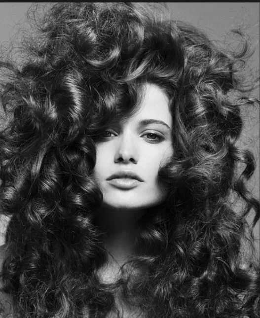 Прически на пышные волосы Volumised Curls, Big, Long ,Fashion,Inspired Glossy hair, Long hair styles, Hair