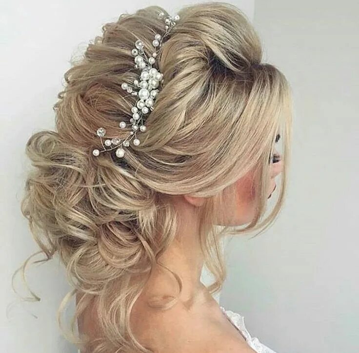 Прически на регистрацию фото Pin by Maria Isabel Juarez on * Wedding * Hair styles, Wedding hair trends, Wedd