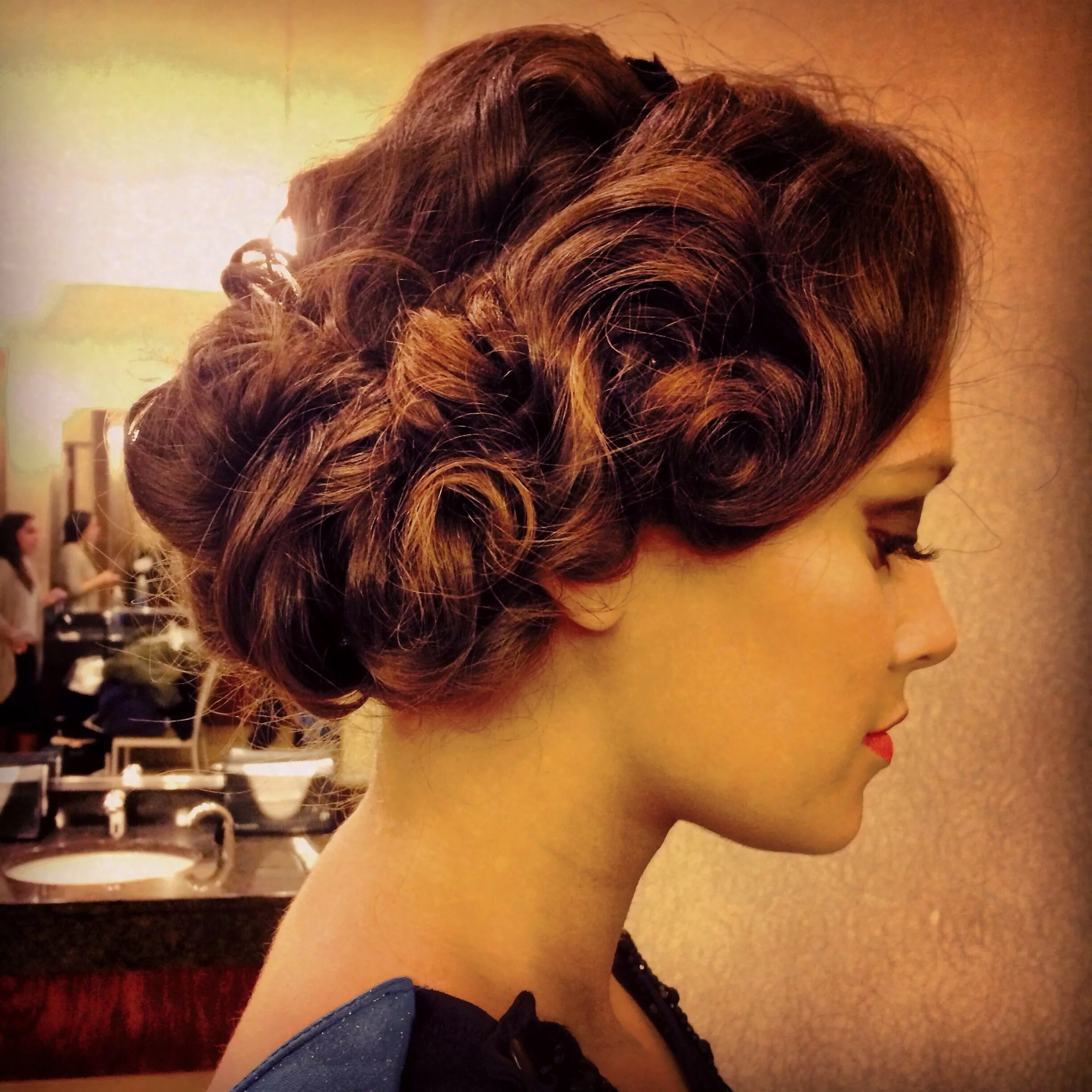 Прически на средние 80 1920s Gatsby inspired hair #freelancehairstylist #eringrahamhair .com #freelance