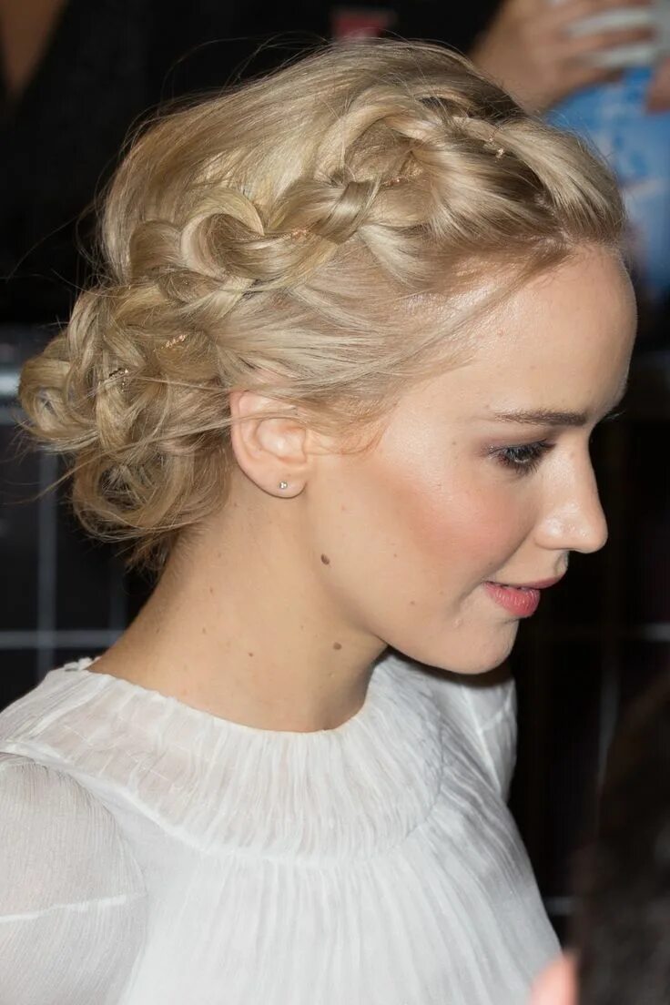 Прически на средние редкие волосы фото JENNIFER LAWRENCE : Photo Jennifer lawrence hair, Beauty tips for hair, Braided 
