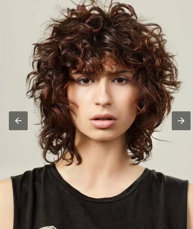 Прически на средние волнистые волосы женские Pin by MaRaMaO on Haircut Curly hair styles, Curly hair photos, Curly hair trend