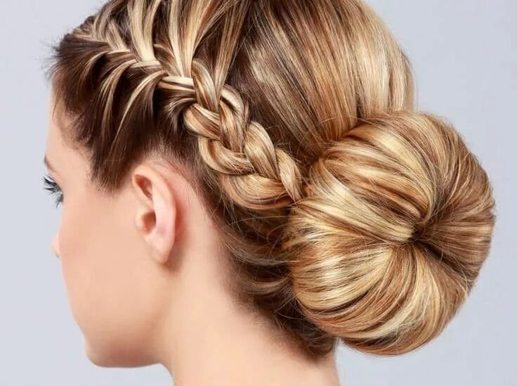 Прически на средние волосы 16 лет Pin by Sandy on Coiffures/maquillage Long hair updo, Braided bun hairstyles, Pro