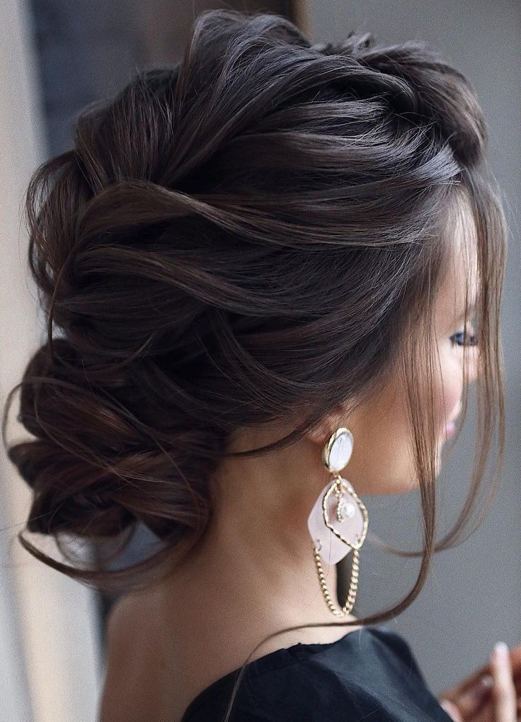 Elegant Pinned Back Updo Thin hair updo, Wedding hairstyles thin hair, Hair styl