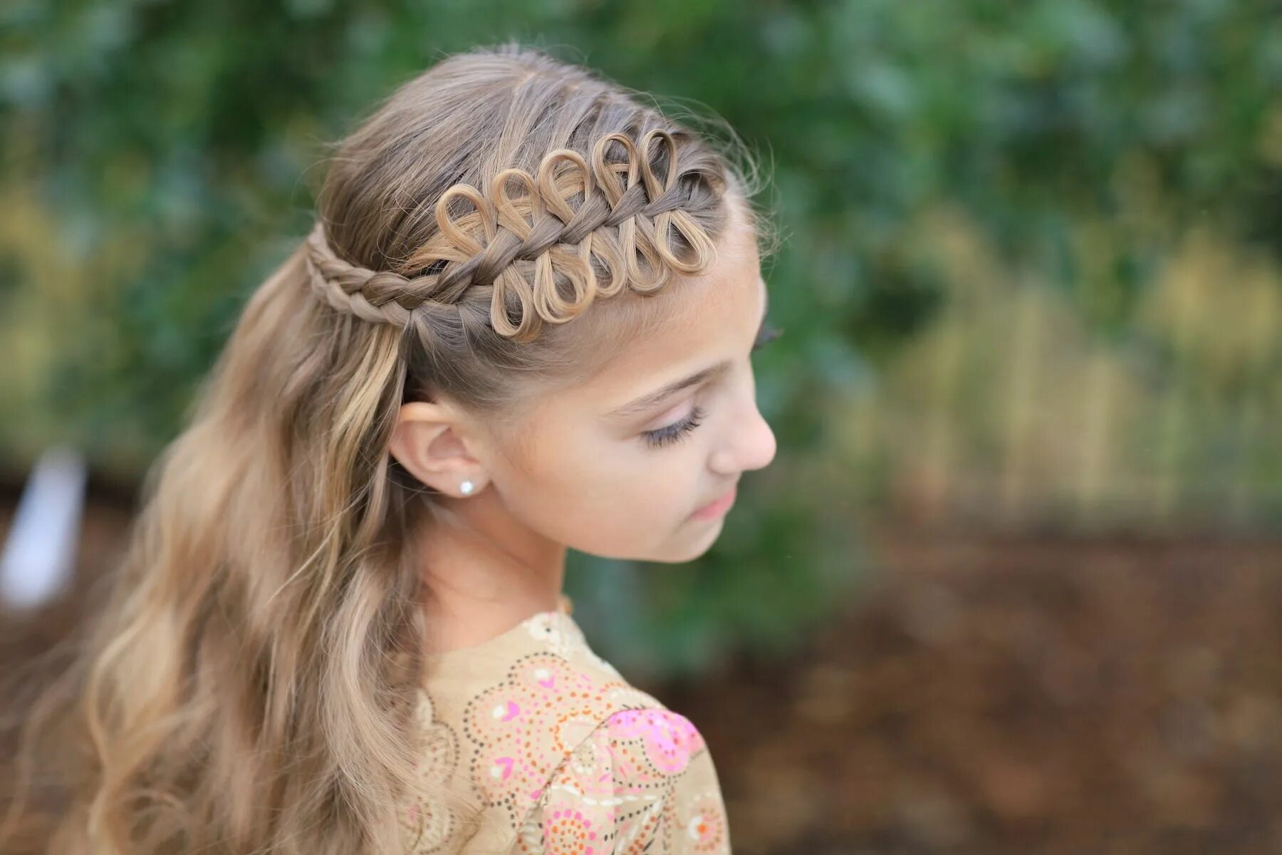 63 детские прически на выпускной в детский сад Kids hairstyles, Flower girl hair