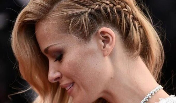 Прически на средние волосы сбоку 10 Celebrity Hairstyles You'll Want To Copy Right Now - Society19 UK Beckham hai