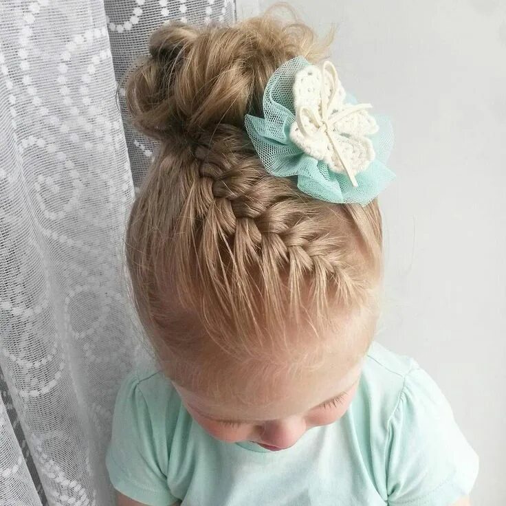 Прически на средние волосы в сад Hair Styles for Women That Enhance Their Beauty in 2022 Baby hairstyles, Little 