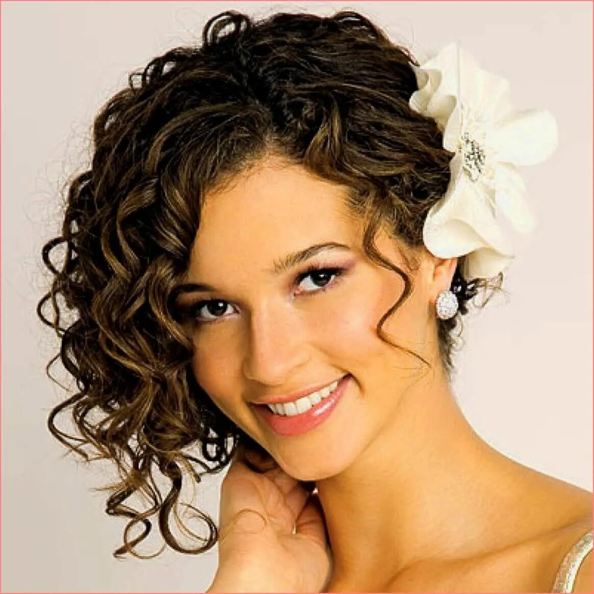 60 Styles and Cuts for Naturally Curly Hair in 2024 Curly hair styles naturally,