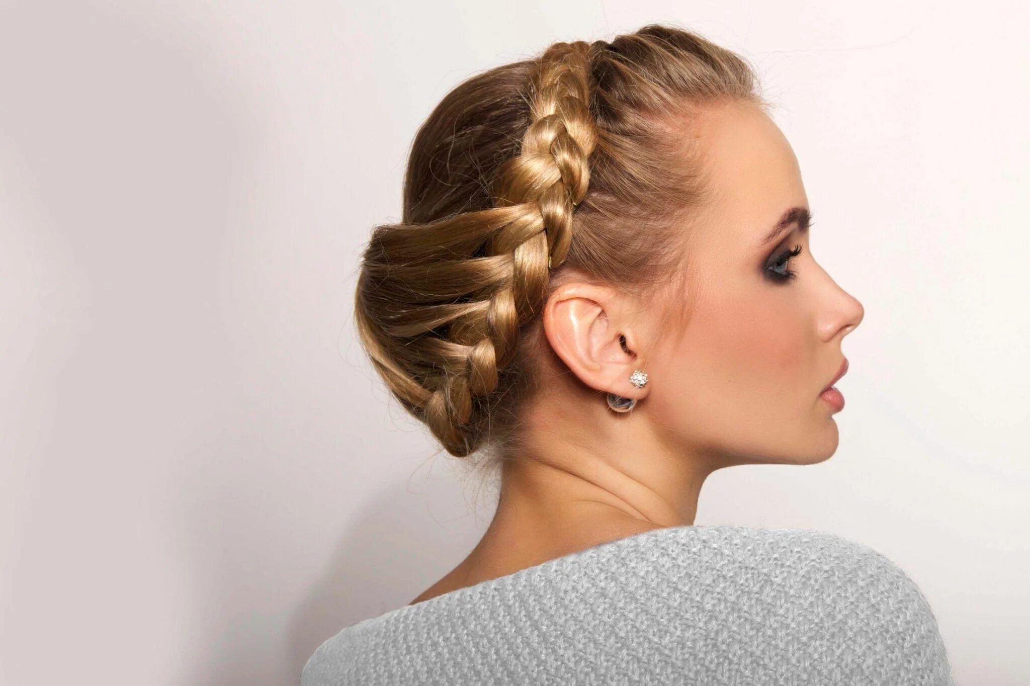 headband updo Teenage hairstyles, Fishtail braid hairstyles, Headband hairstyles