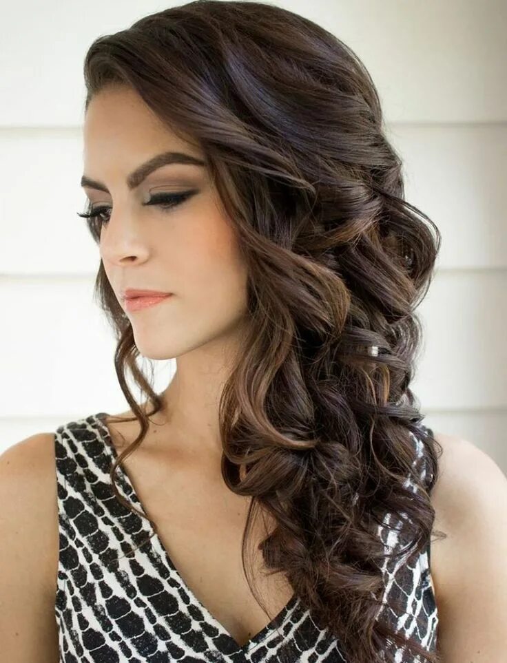 Прически на вечеринку на длинные 24 Hairstyle Ideas to Suit Every Dress Neckline Side curls hairstyles, Wedding h