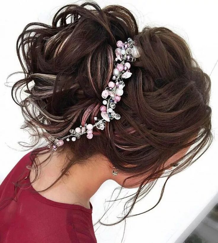 Прически на выпускной 2024 средние волосы Pin by Darabezkrovnaa on Прическа Long hair styles, Wedding hair inspiration, He