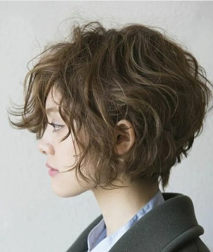 Прически на вьющиеся каре Pin on CC Short hair cuts, Cheap human hair wigs, Hair inspiration