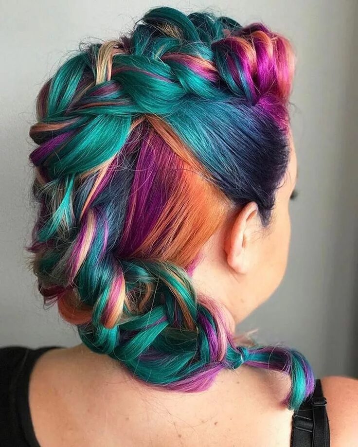 Прически на яркие волосы 8,703 Likes, 36 Comments - Pulp Riot Hair Color (@pulpriothair) on Instagram: "F