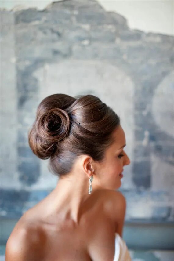 Прически наверх фото Sleep Updo Wedding Hairstyle Idea Wedding hairstyles, Wedding hair and makeup, L