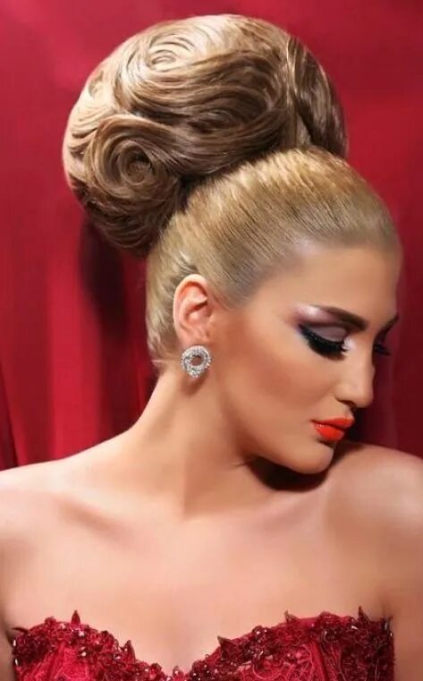 Прически очень Big Updos For Long Hair Sleek hairstyles, Long hair styles, Bun hairstyles