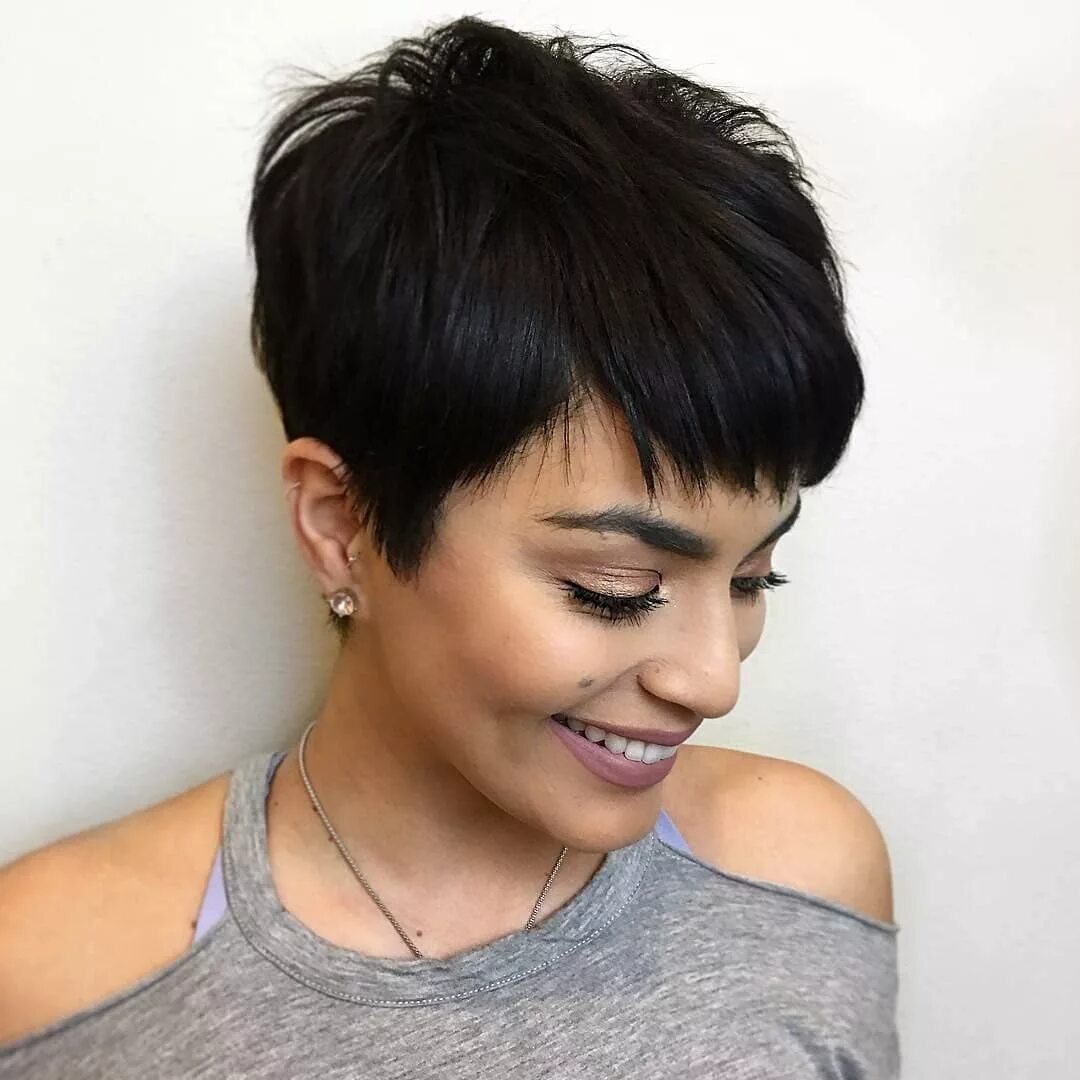 Kingsley Brown Short Hairstyles - 3 #shortpixiehairstyles Short hair styles, Sho