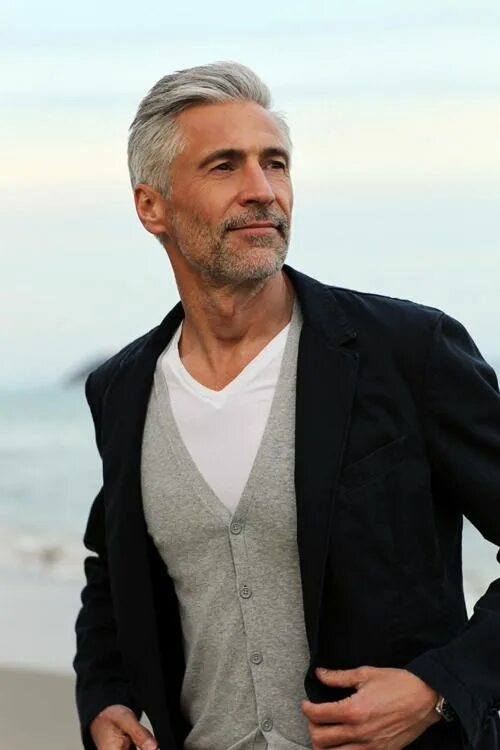 42 Hairstyles for Men with Silver and Grey Hair - Men Hairstyles World Silver ha