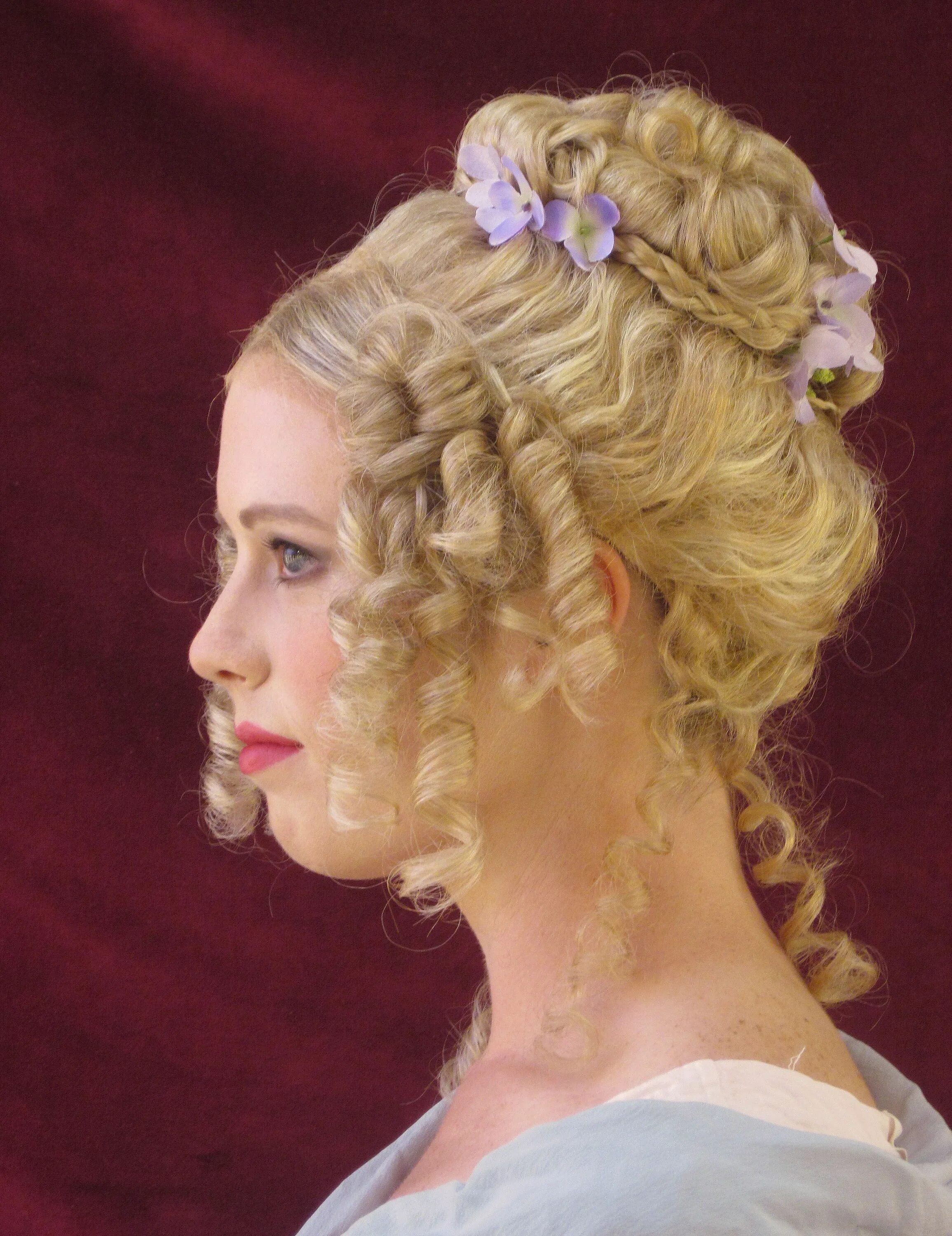 Прически пушкинских времен для девочек adjust to 1840 Historical hairstyles, Victorian hairstyles, Hair styles