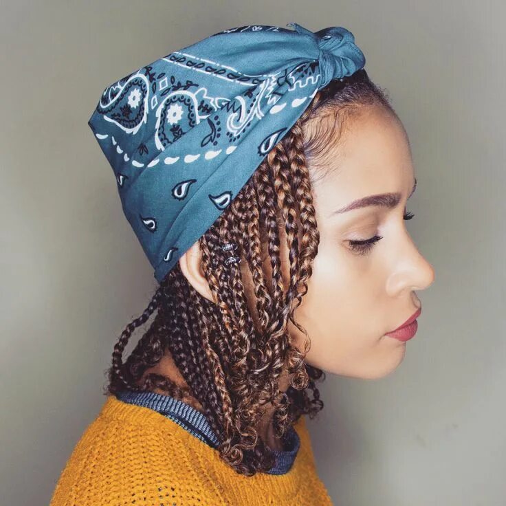 Прически с банданой на длинные волосы Bandana style with mini braids Bandana hairstyles short, Hair styles, Cute banda