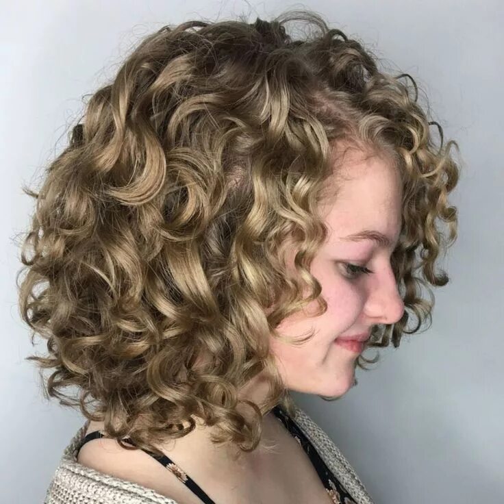 Прически с биозавивкой на средние волосы Longer Curly Bob For Blondes Long curly bob, Bob haircut curly, Curly bob hairst