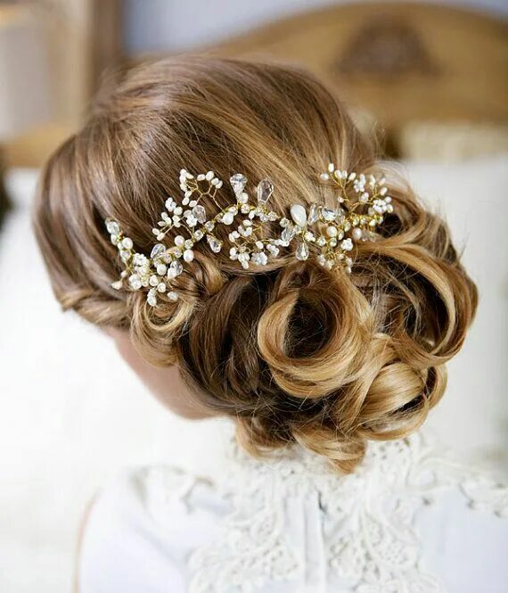 Прически с гребешком на средние волосы Accessoires cheveux pour coiffure mariage chignon mariée bohème romantique retro