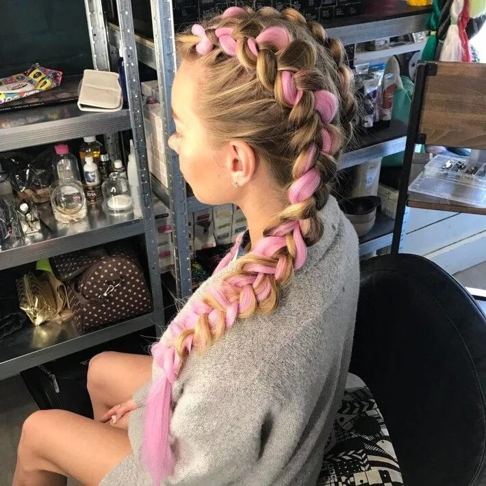 Прически с канекалоном для женщин за 40 Kanekalon Braids Are Officially a Thing and Not Only for Natural Hair Colored ha