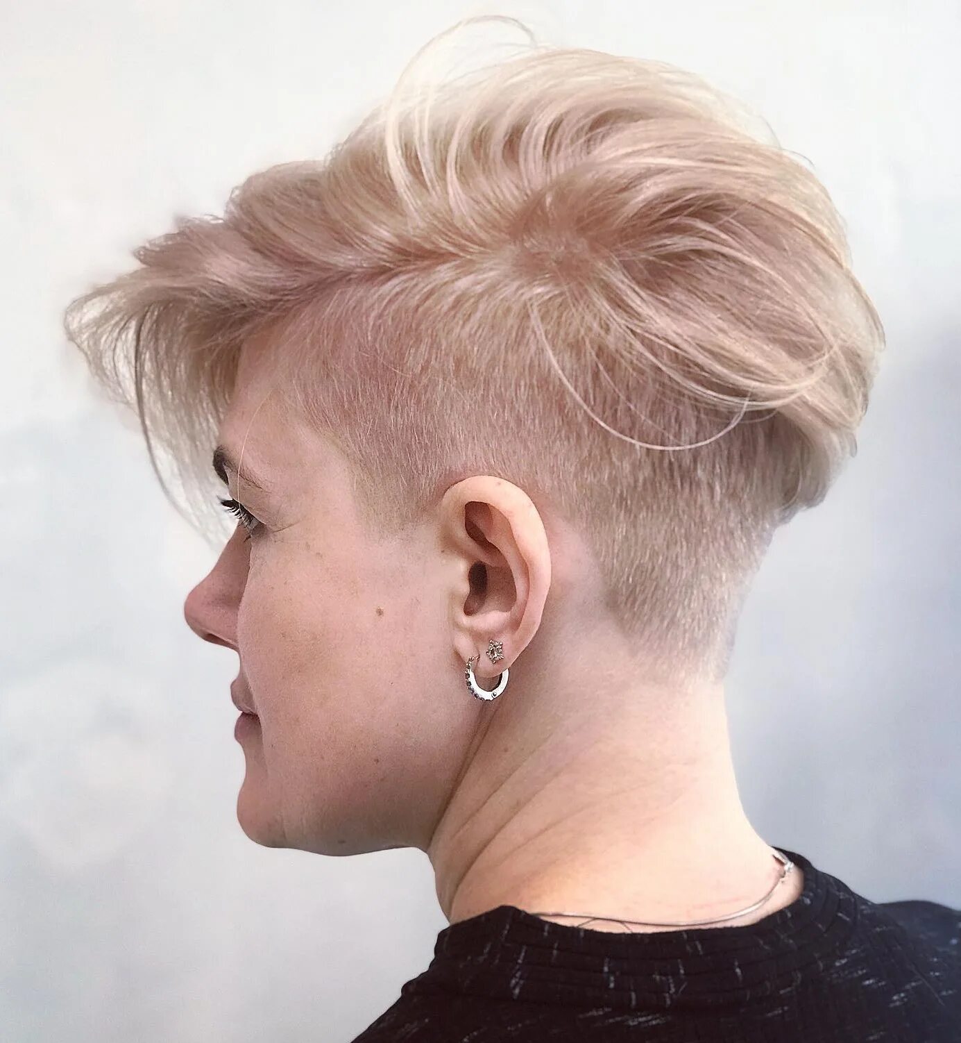 Прически с короткими висками и затылком 50 Fashionable Undercut Hairstyles for Outstanding Look - Hairstylery