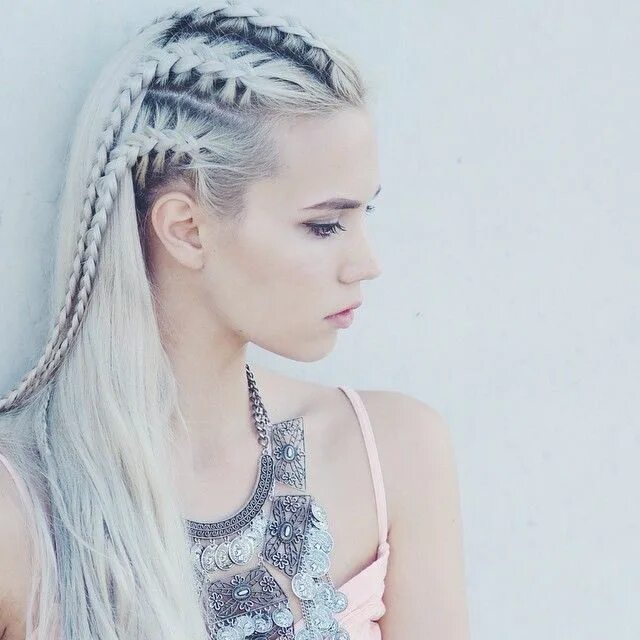 Прически с косичками Kirsten Zellers on Instagram: "Cornrows are little tattle tails (yes, I dye my h