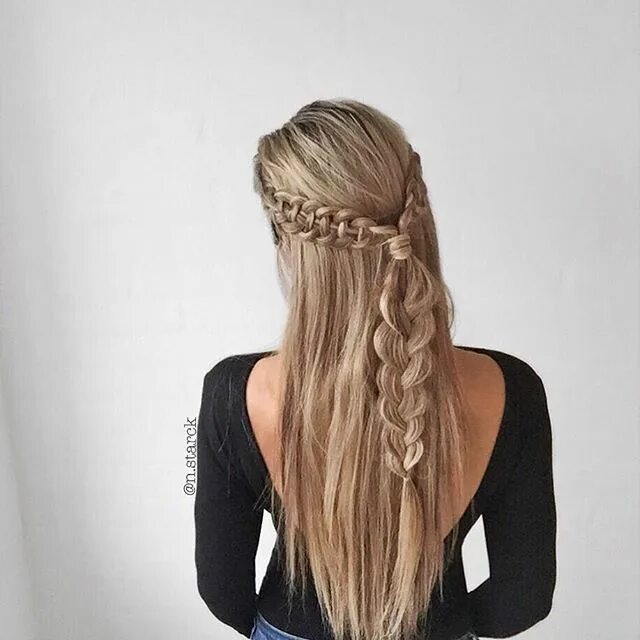 Прически с косой с распущенными волосами Hairinspiration on Instagram: "4-strand tieback into a 3-strand" Braids for long