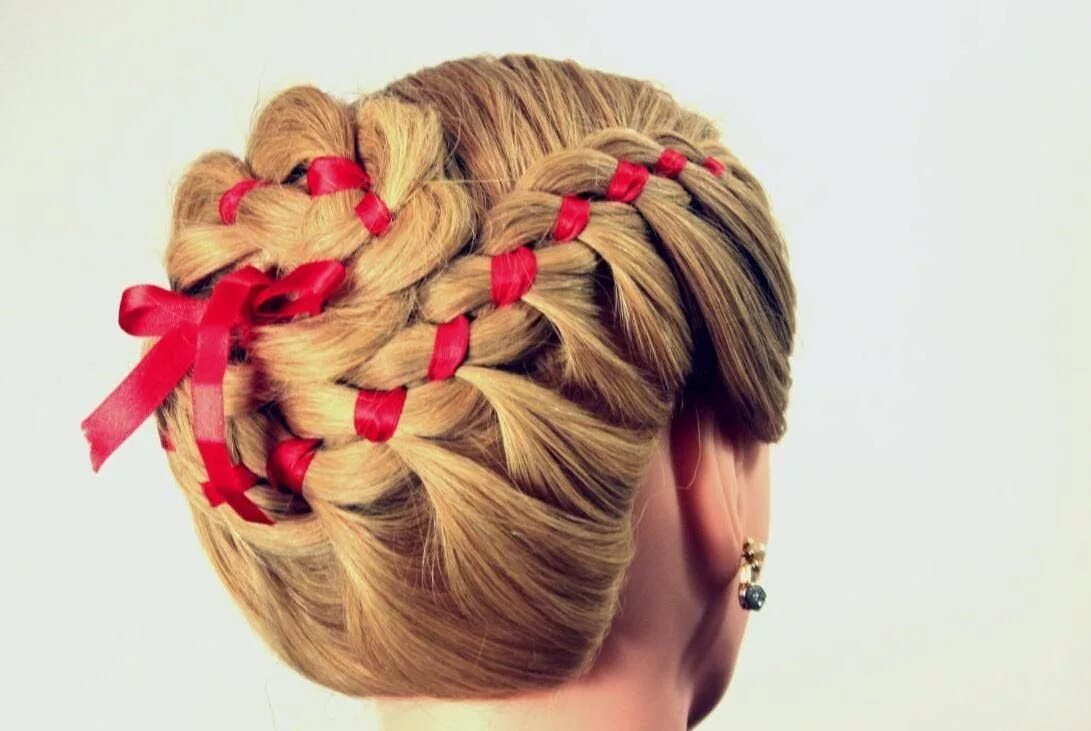 Прически с лентами на короткие волосы 4 strand braided updo with ribbon. Penteado fita, Inspiração de cabelo para casa