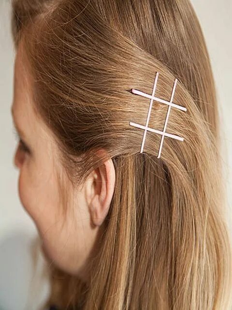 Прически с невидимками 2024 Apparently, There's a *Billion* Different Ways to Use a Bobby Pin—Here's How Bob