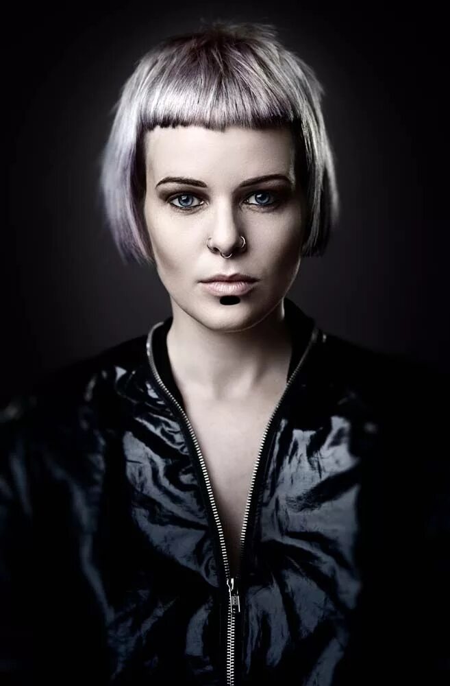 Прически с очень короткой челкой The Others by Paul Stafford Short hair cuts, Vintage hairstyles, Edgy short hair