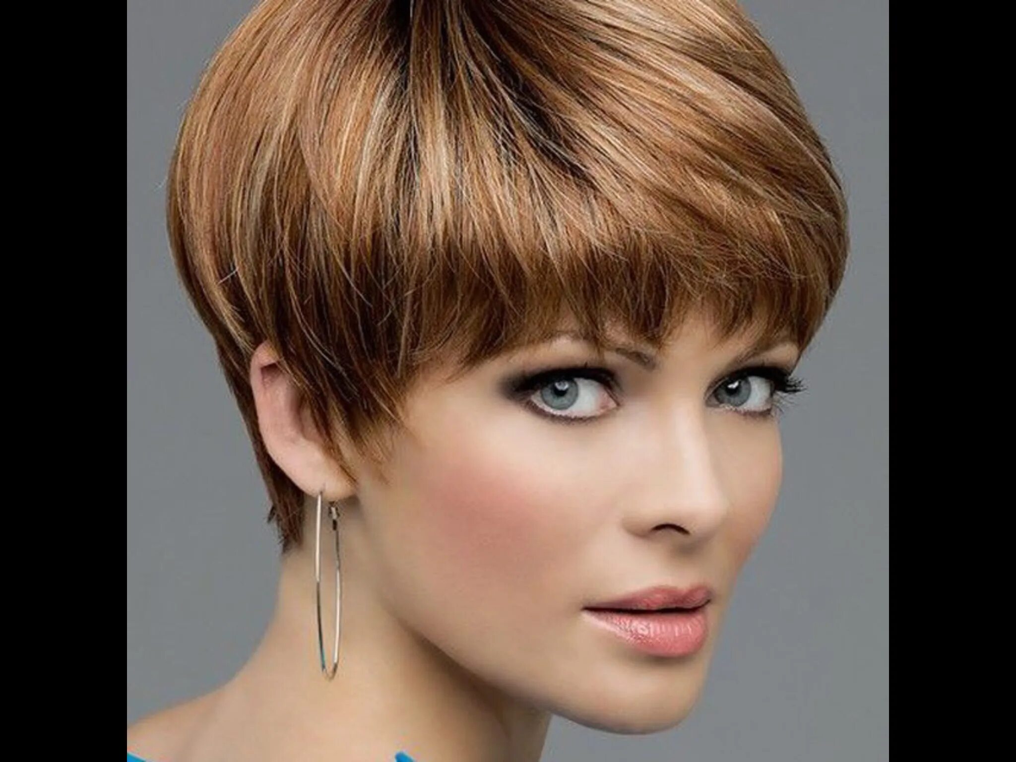 Прически с открытыми ушами на средние Pin by Светлана on Стрижки Short hair styles, Short hair cuts, Womens wigs