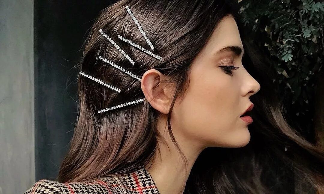 Прически с открытыми волосами The Best Hair Accessories Under $50