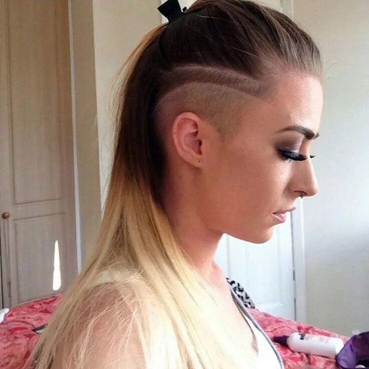 Прически с выбритыми волосами 50 Women’s Undercut Hairstyles to Make a Real Statement Undercut hairstyles wome