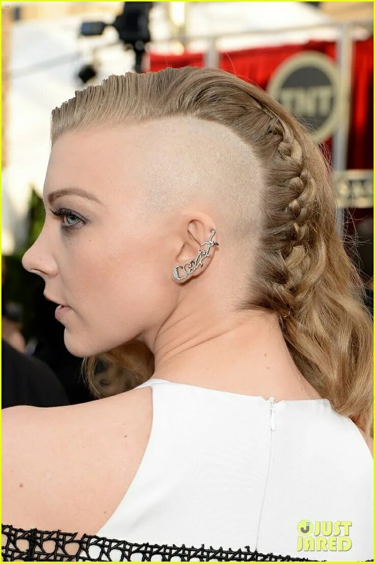 Прически сбритые Pin by Kallen Lacy on Hair Half shaved hair, Natalie dormer hair, Half shaved he