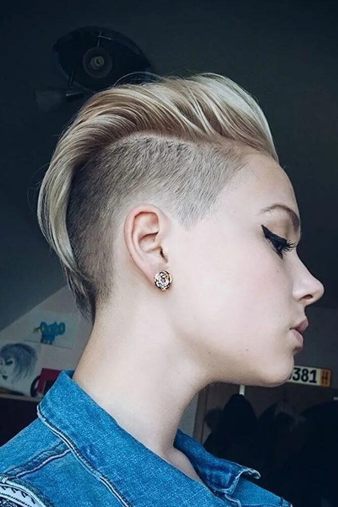 Прически сбритые 65 Stylish Undercut Women Hair Ideas Undercut hairstyles women, Undercut hairsty