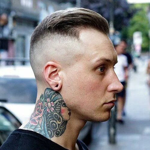 Прически скинхедов мужские 30 Classy Comb Over Fade Haircuts in 2024 Comb over fade haircut, Fade haircut w