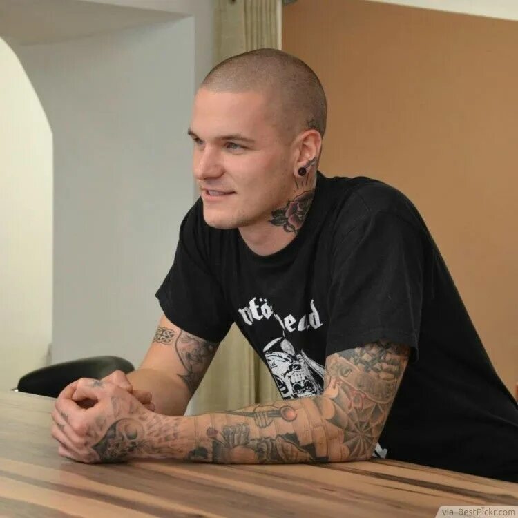 Прически скинхедов мужские Pin on Hair Skinhead men, Mens hairstyles, Punk hair