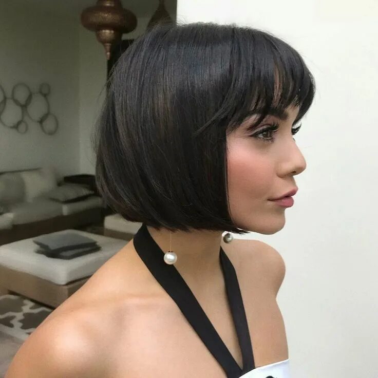 Прически со стрижкой каре VH News on Twitter Short bob hairstyles, Bob haircut with bangs, Short hair styl